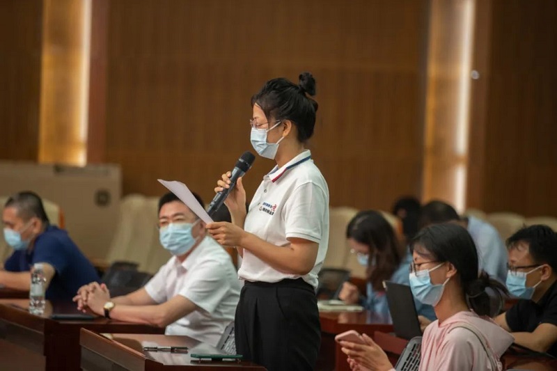 国际旅游岛商报记者